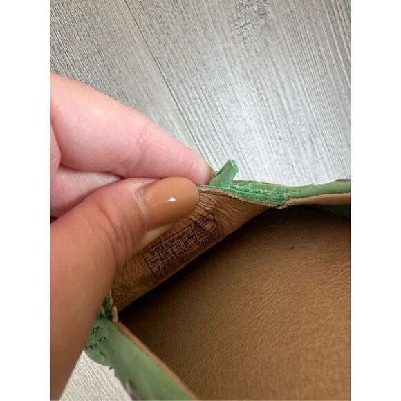 UGG Chivon Slip On Comfort Flat Moccasin Mint Green Women's Size 7 - Picture 9 of 10